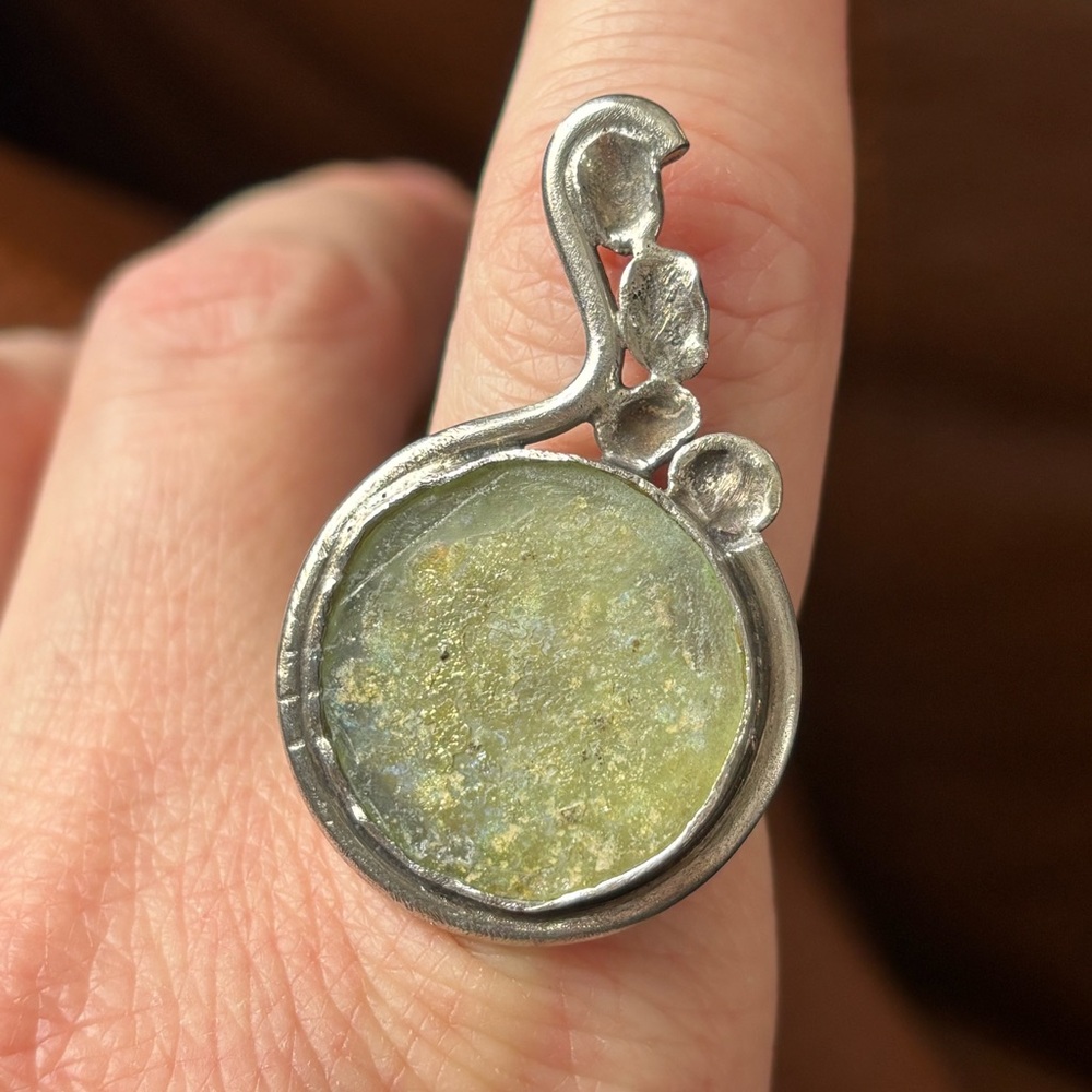 Pure 925 silver handmade ring with raw green stone